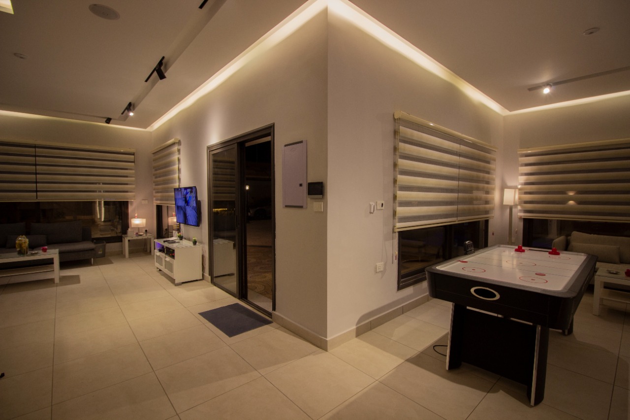 Luxury Dead Sea Chalet Jordan Private Pool