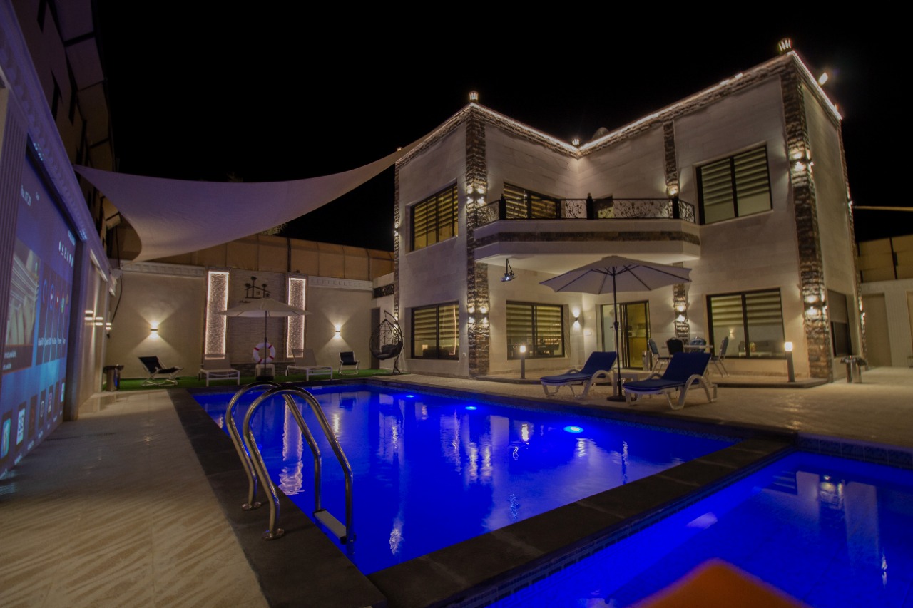 شاليه فاخر البحر الميت مسبح خاص اطلالة